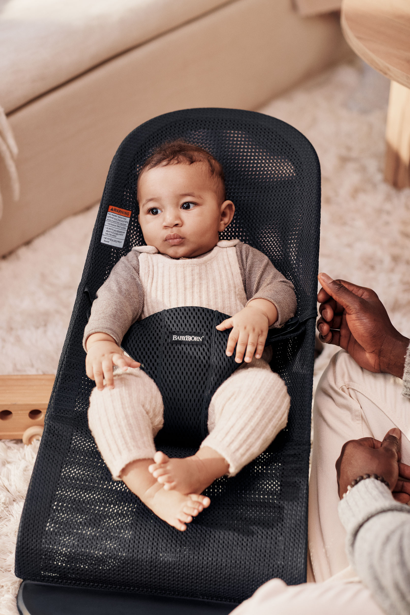 Bouncer Bliss—cozy for your newborn | BabyBjörn