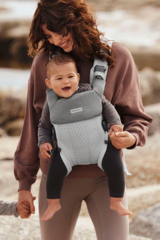 Bib for Baby Carrier Harmony Light gray