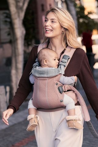 MOCHILA PORTABEBE BABYBJORN HARMONY MESH - Danubio Bebé