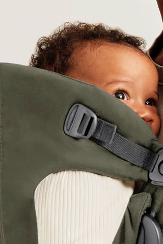 Baby Carrier Mini in Dark green, head support - BabyBjörn