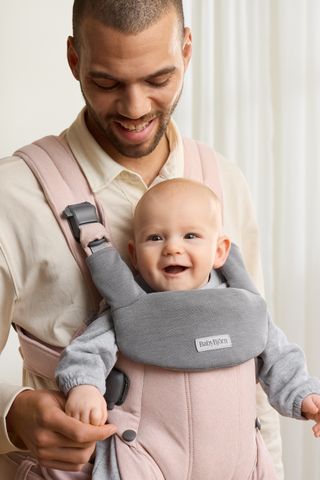 Bib for Baby Carrier Harmony in gray jersey - BabyBjörn