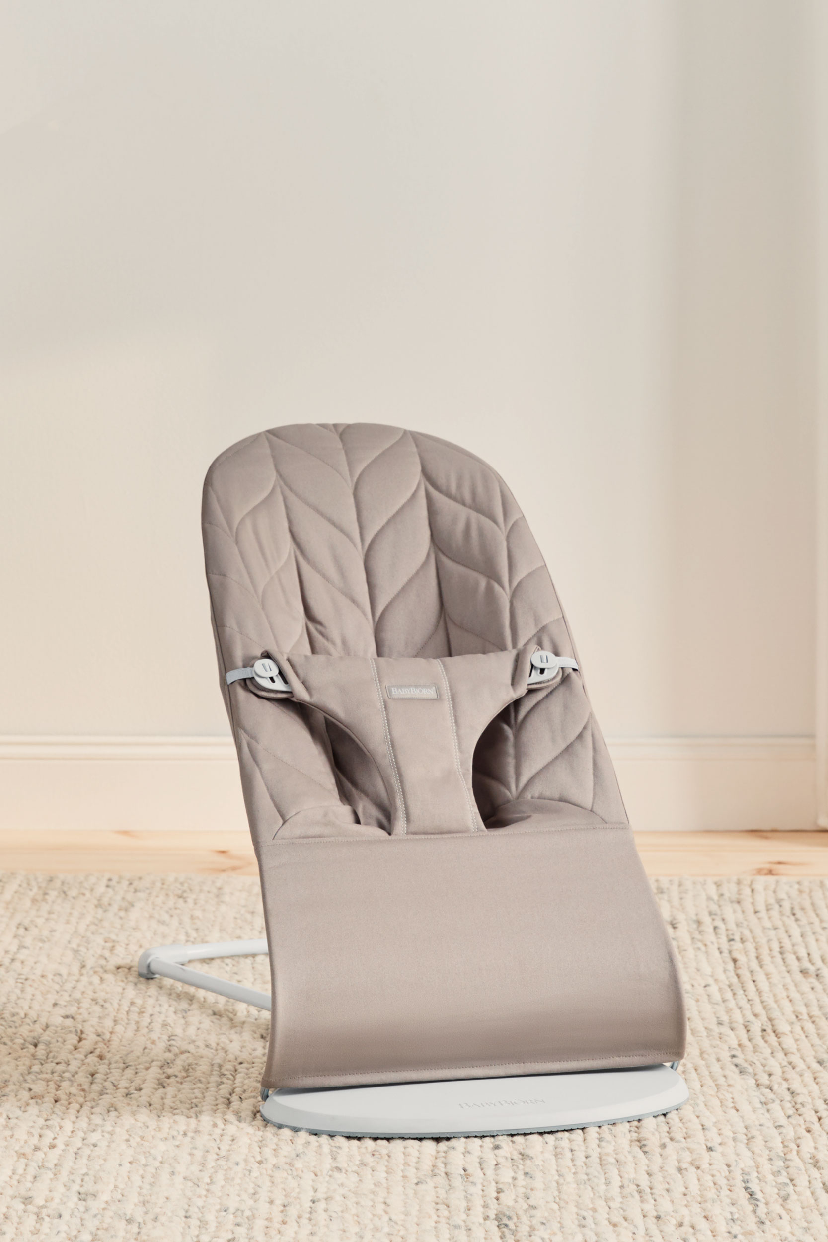 Transat Bliss - Gris sable / Tissé, matelassage Pétale / Gris clair (BabyBjörn) - Image 6