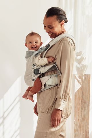 Baby Carrier Harmony—comfy, padded back support | BabyBjörn