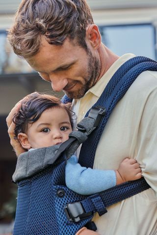 Baby Carrier Harmony—comfy, padded back support | BabyBjörn