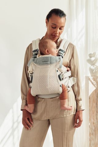 Baby Carrier Harmony in cream 3D Mesh - BabyBjörn