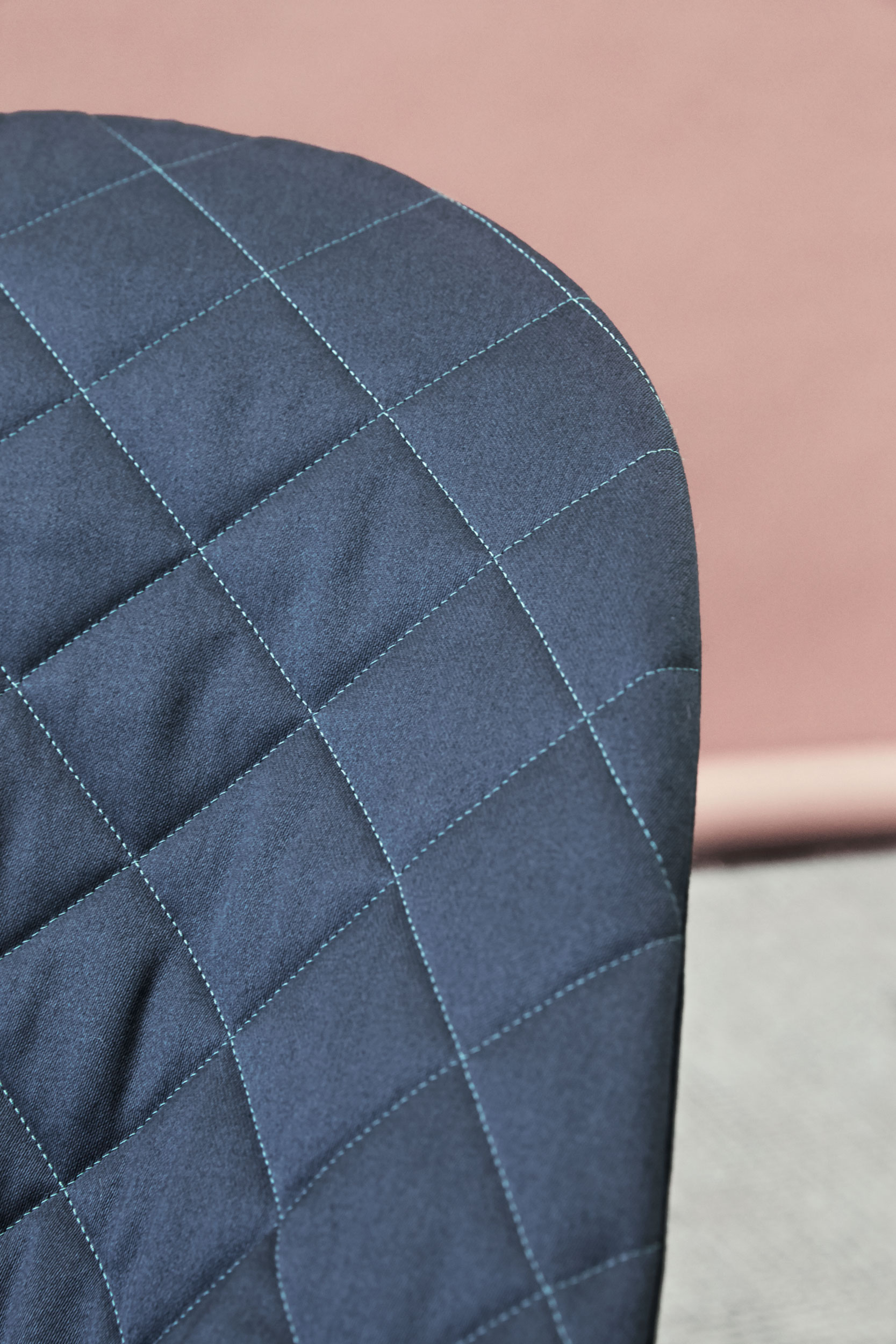 Transat Bliss - Bleu nuit / Tissé, matelassage Classique / Gris foncé (BabyBjörn) - Image 4