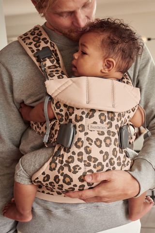 Babybjorn baby carrier online