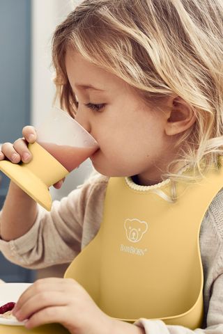 Baby Bib 1 pack Powder Yellow BabyBjörn