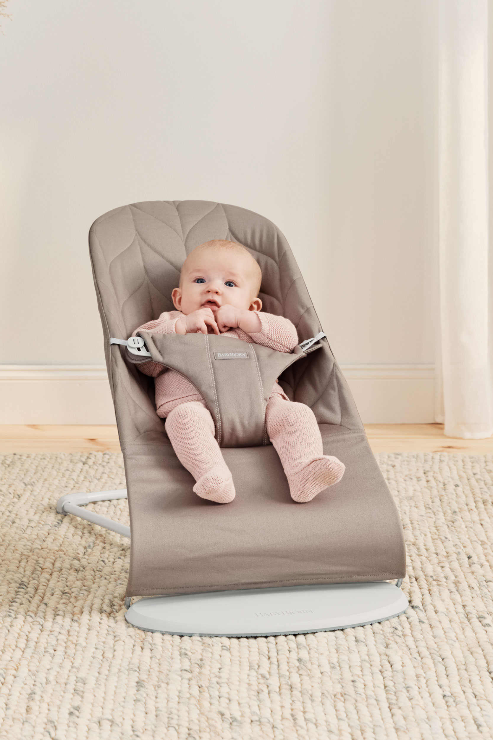 Transat Bliss - Gris sable / Tissé, matelassage Pétale / Gris clair (BabyBjörn) - Image 2