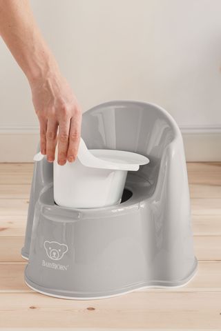 Bjorn store baby potty