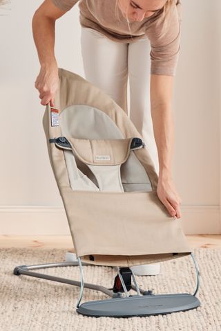  BABYBJÖRN Bouncer Balance Soft, Cotton/Jersey, Beige/Gray :  Baby