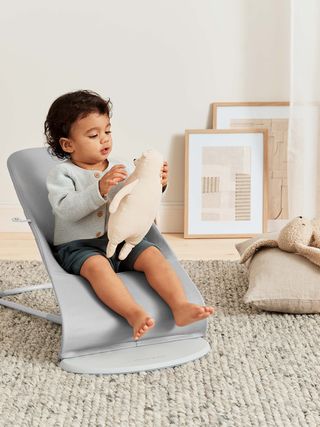 Bjorn store bouncy seat