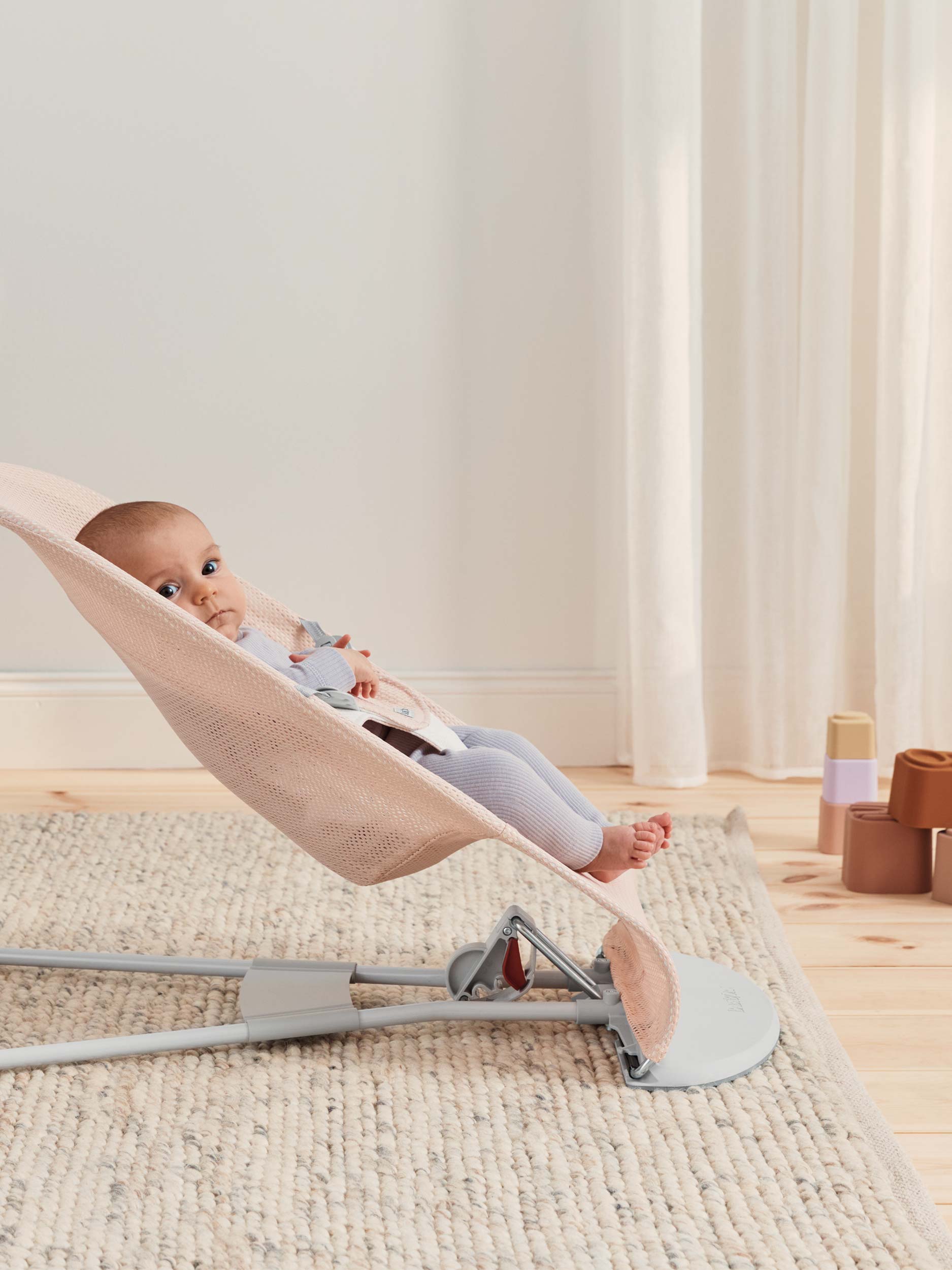 BABY BJORN ベビービョルン　バウンサー 公式】ベビービョルン バウンサー バランスソフト | BabyBjörn