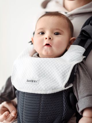 Babybjorn Minicuna Harmony Sabana Ajustable