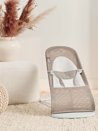 Bouncer Balance Soft Gray Beige - Mesh