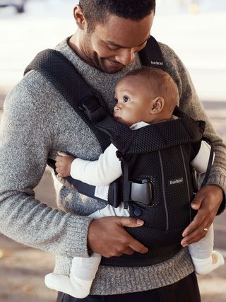 Baby Carrier One Air Black - 3D Mesh BabyBjörn