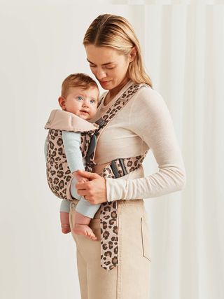 Baby Carrier Mini Beige Leopard BabyBjörn