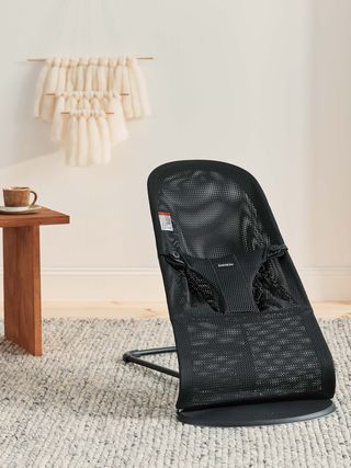 Bouncer Bliss Black - Mesh - Black frame BabyBjörn