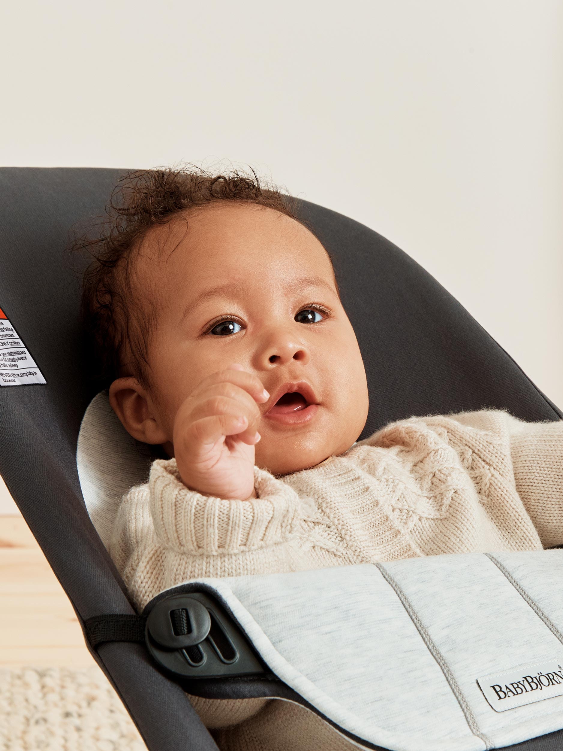 Balance Soft 2-in-1 bouncer to toddler chair | BabyBjörn