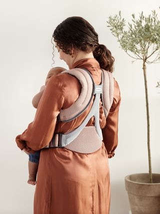 Babybjorn best sale old rose