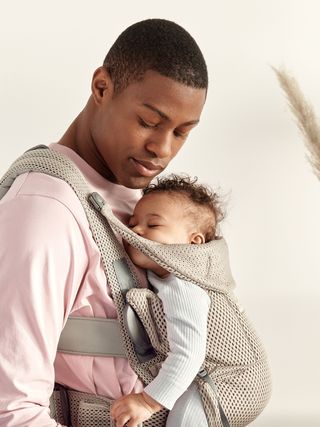 Porte bébé cheap ergonomique babybjorn