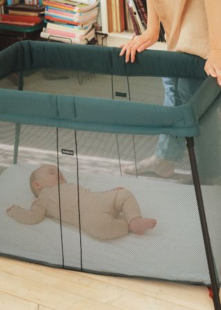 Babybjorn cot online