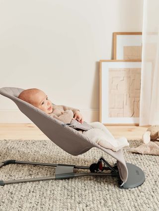 Baby bjorn chair age on sale