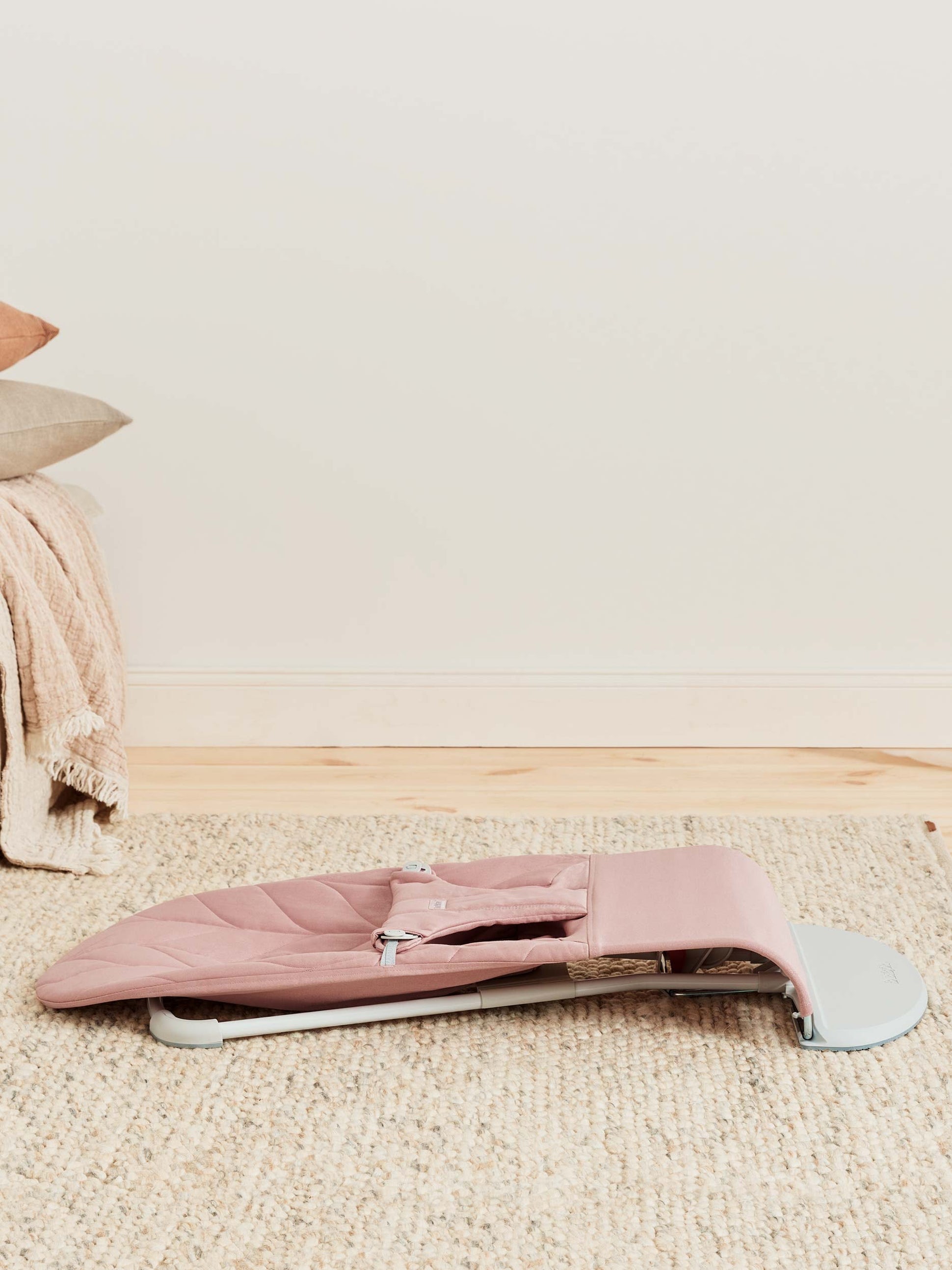 Transat Bliss - Rose poudré / Tissé, matelassage Pétale / Gris clair (BabyBjörn) - Image 8