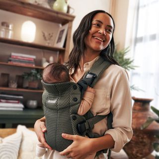 Get going with ergonomic Baby Carrier Free