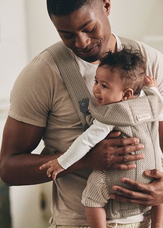 Baby Carrier Mini in Grey beige 3D mesh - BabyBjörn