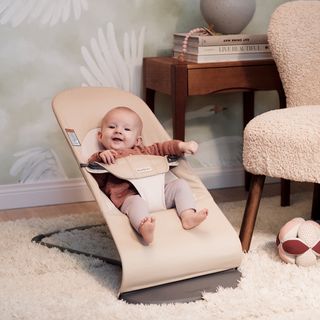 Baby bjorn clearance bouncer khaki beige