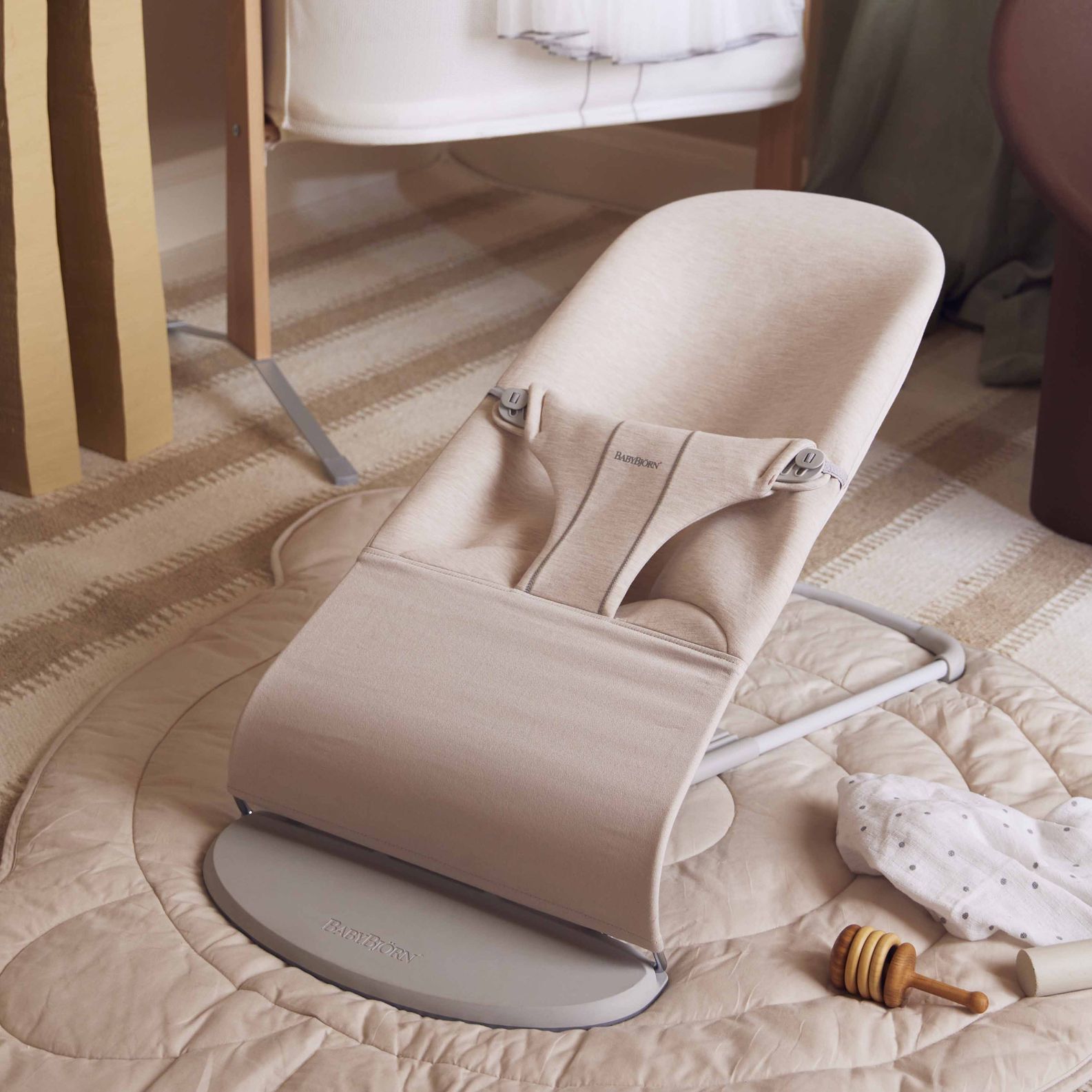Baby Shower gift inpsiration - Baby Bouncer Bliss from BabyBjörn