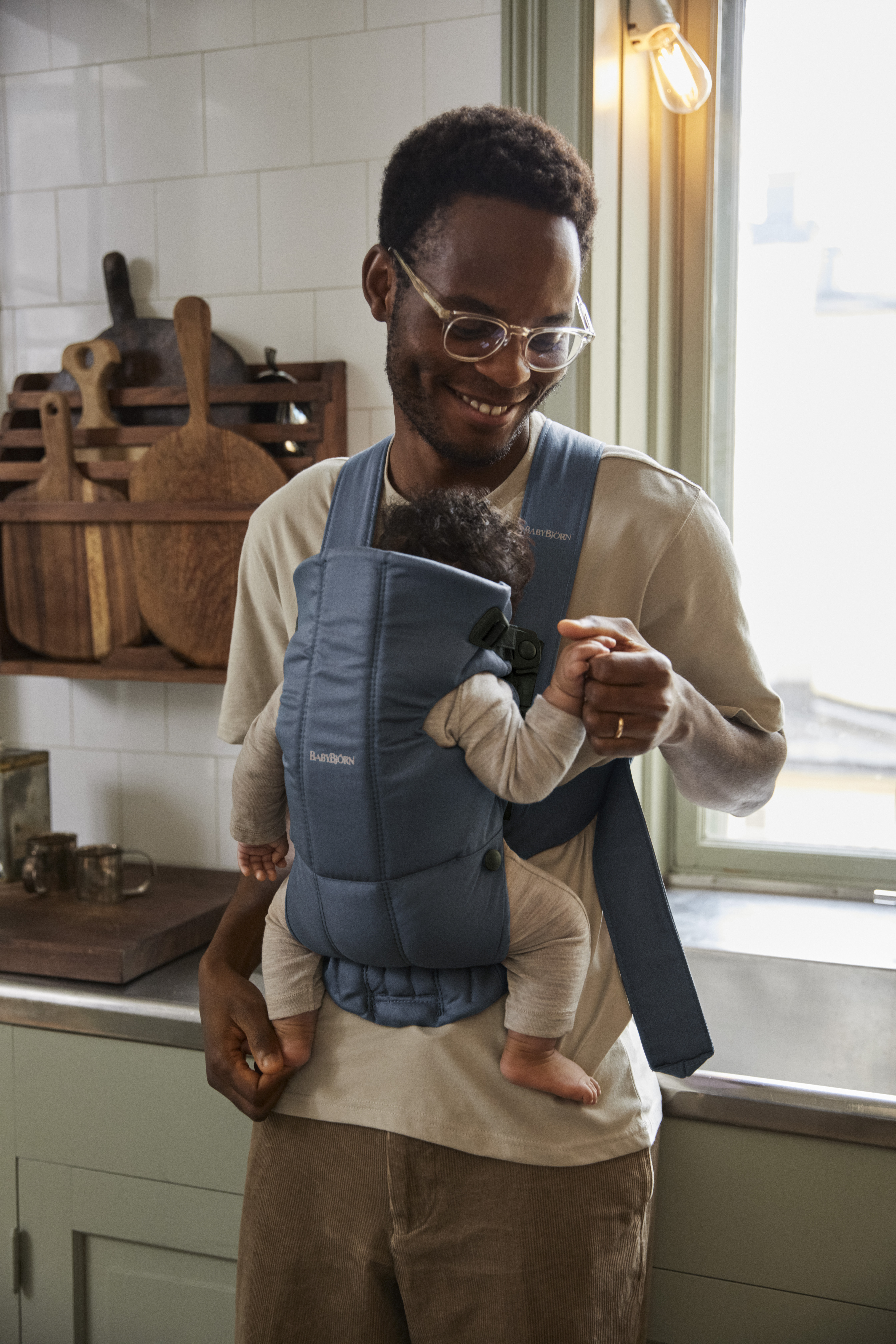 021074-baby-carrier-mini-