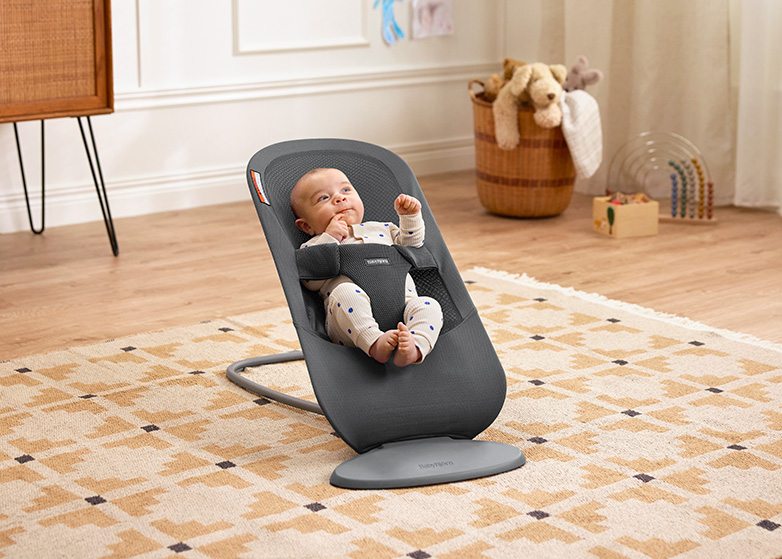 Bouncer Begin in dark grey airy mesh - BabyBjörn