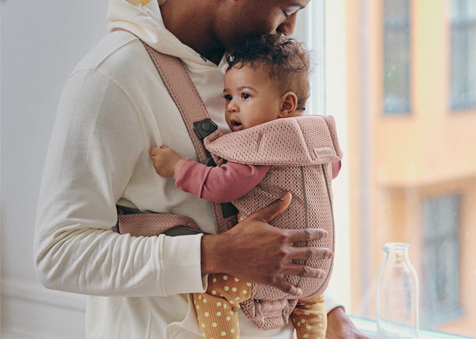 Baby Carrier Mini in dusty pink 3D Mesh - BabyBjörn