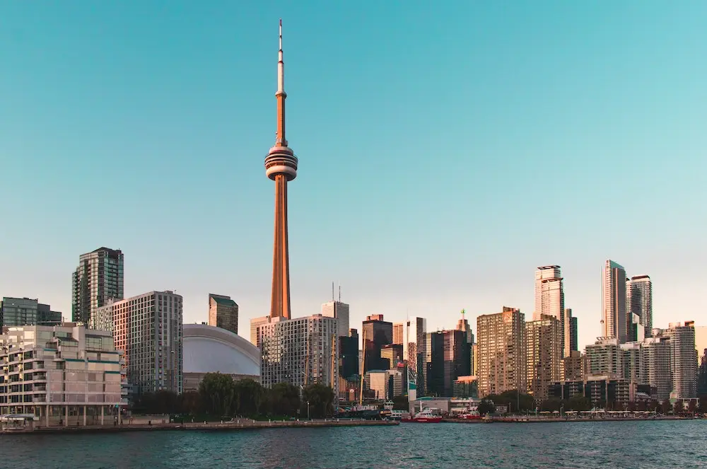 Travel Angency Canada Pexels Ennvisionn 1868676