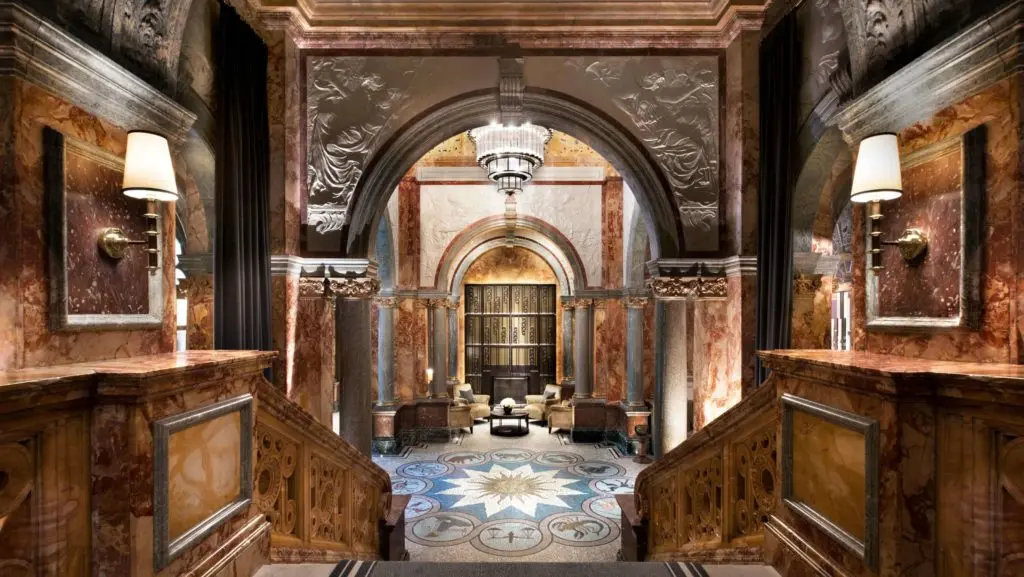 Kimpton London 5694932411 55x31 1 1024x577