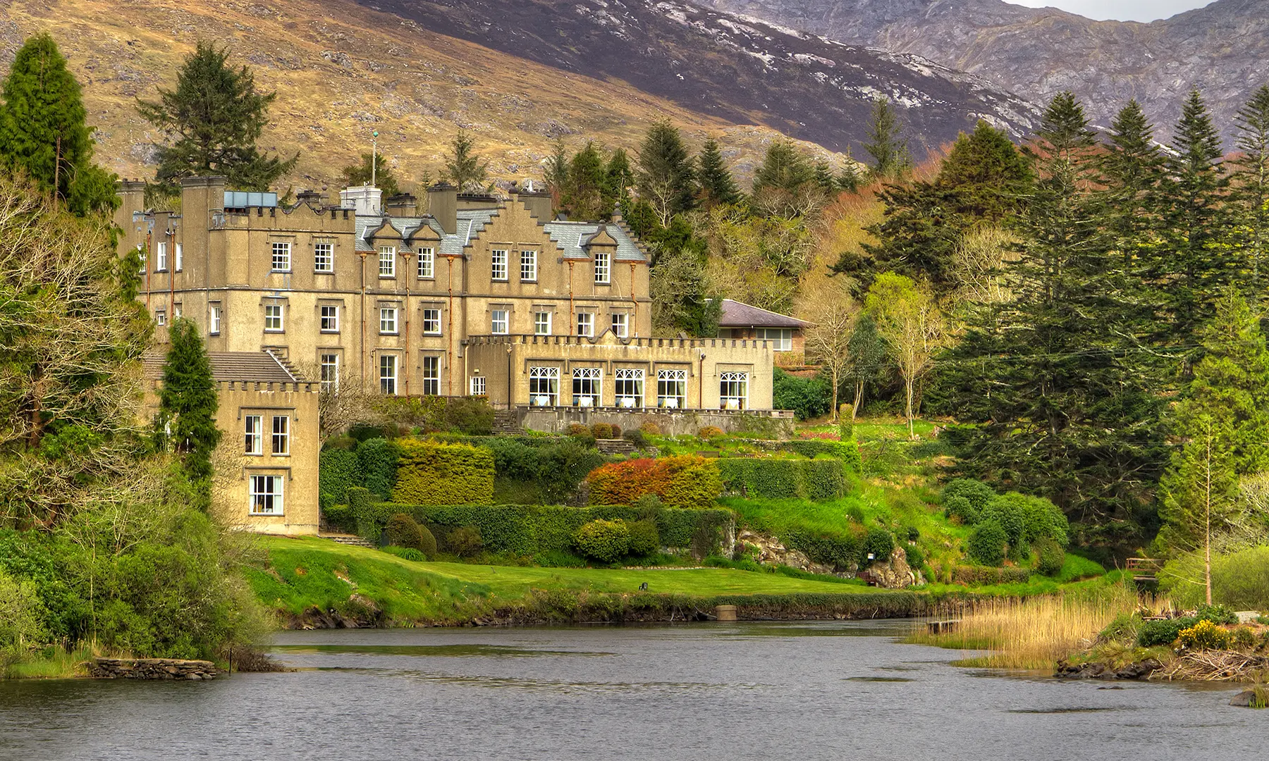 Ballynahinch Castle