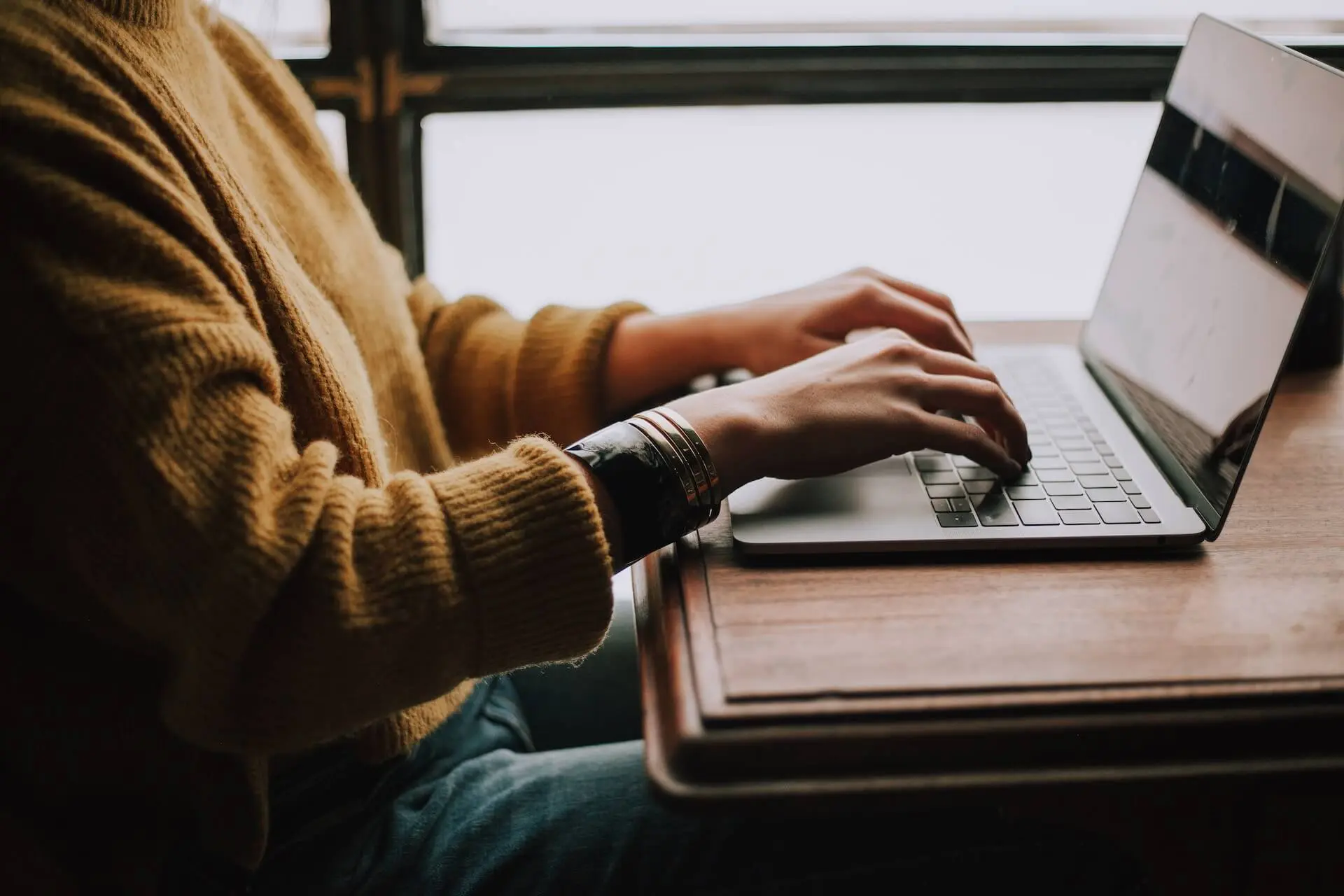 Christin Hume Mfb1b1s4smc Unsplash 1