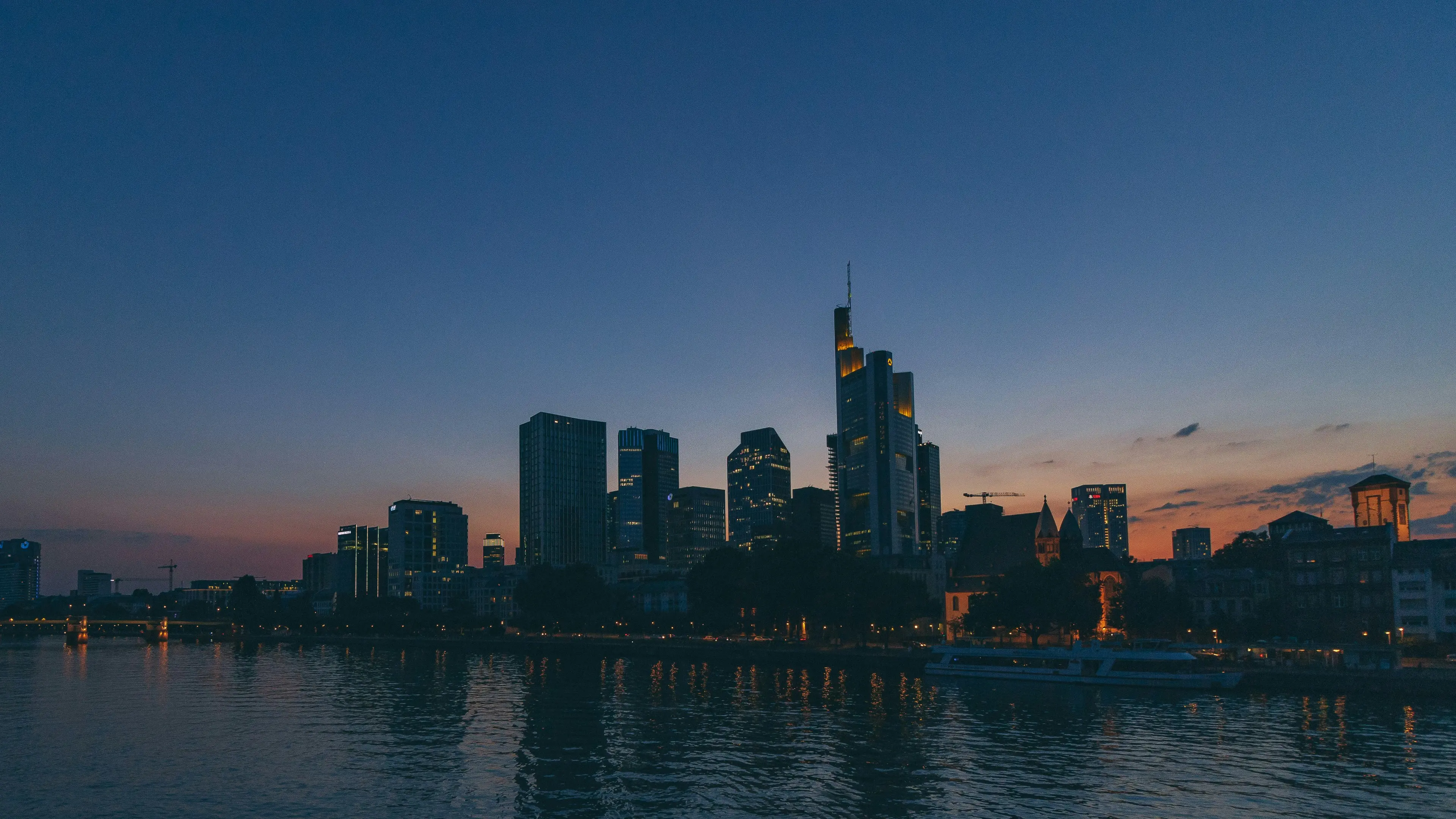 skyline of frankfurt at dusk