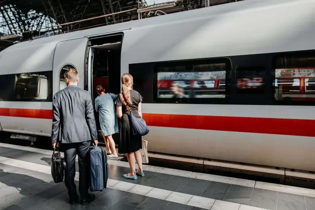Reisende Steigen In Ice Ein 1