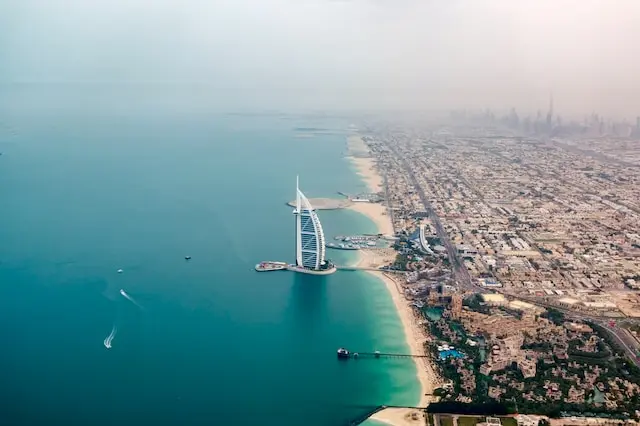 Travel Agencies Uae Christoph Schulz Jg3i8b5iyhi Unsplash