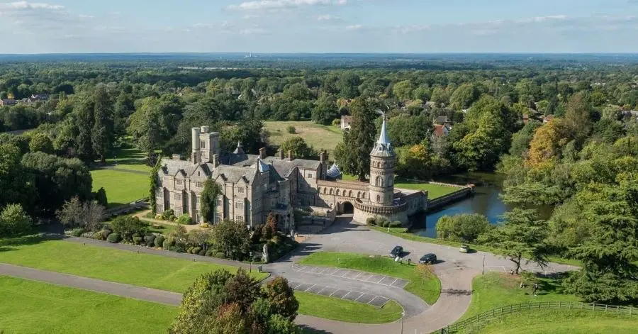 De Vere Horsley Estate Surrey