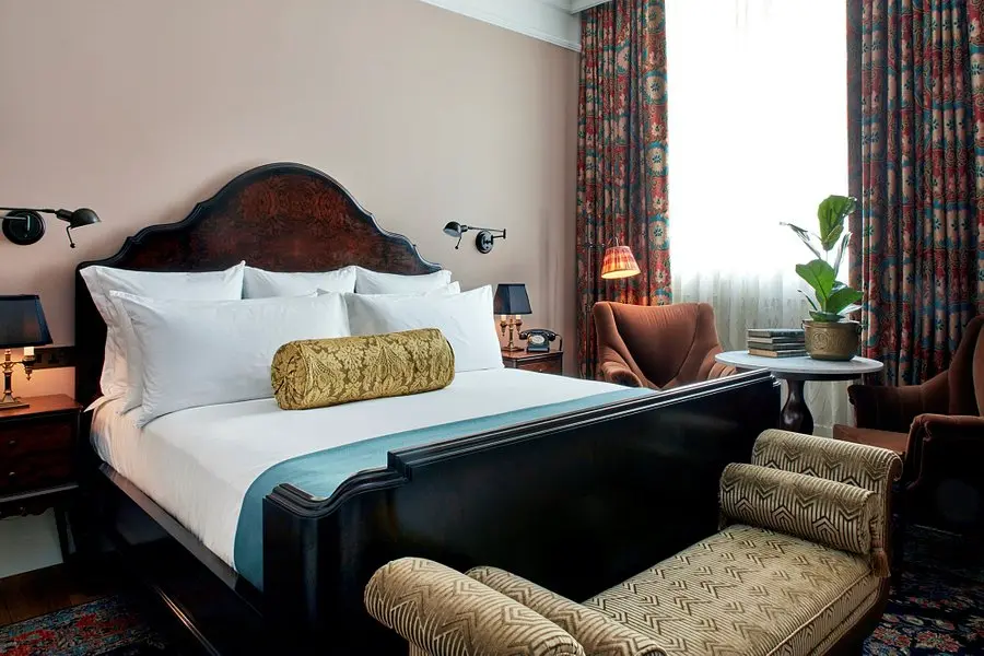 Medium Bedroom
