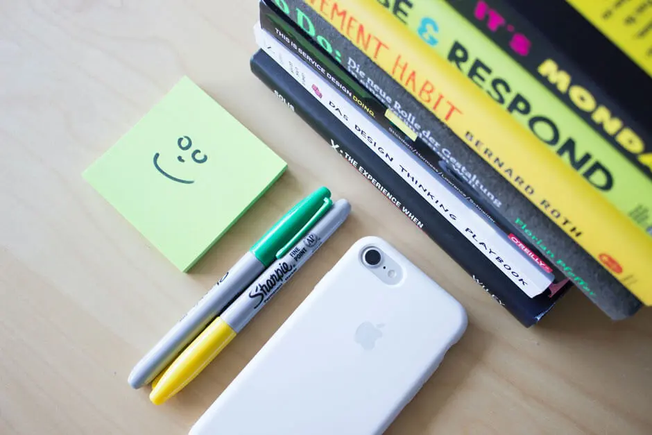 Post It Pens Books And Iphone 940x627 1