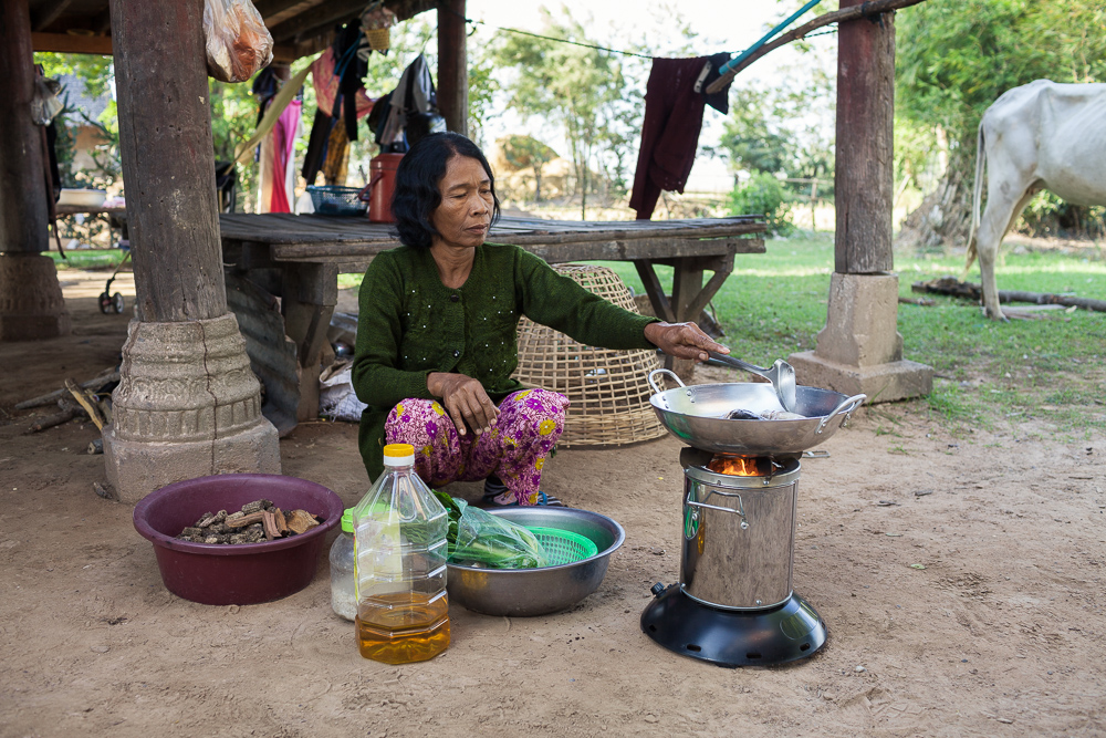 Improved cookstoves empower disabled women in Laos SNV