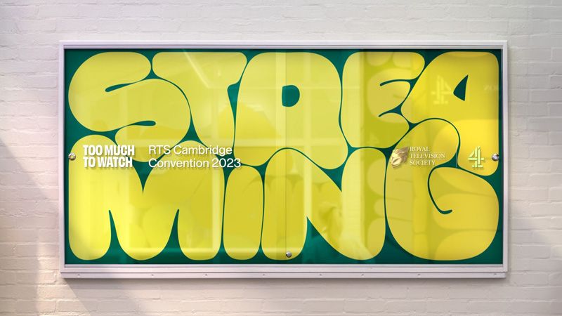 An example of bubble typography that says "Streaming".