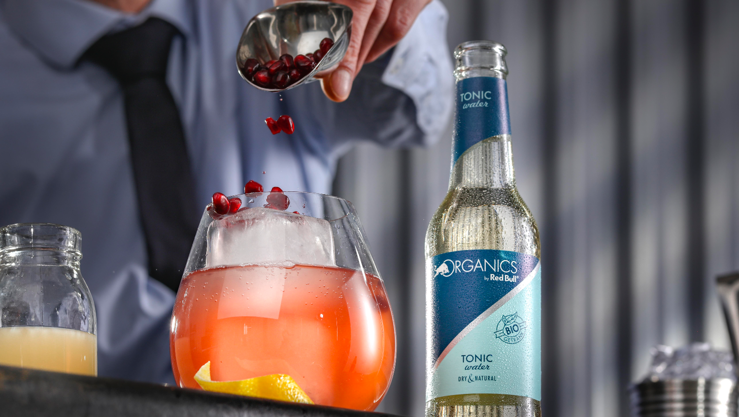 Pom Tonic Mocktail Recipe The ORGANICS by Red Bull®