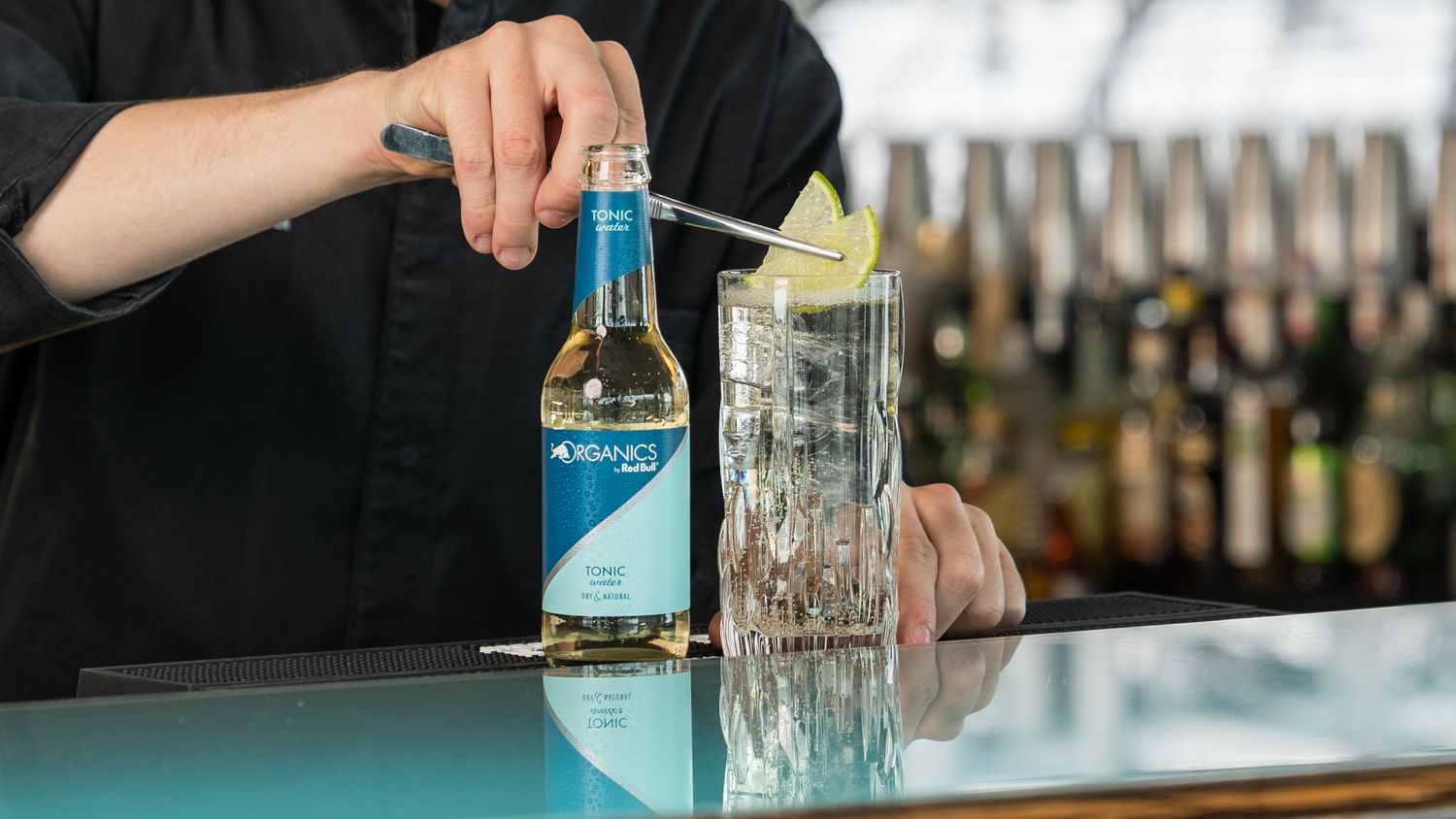 Gin Tonic cocktail ricetta The ORGANICS by Red Bull®