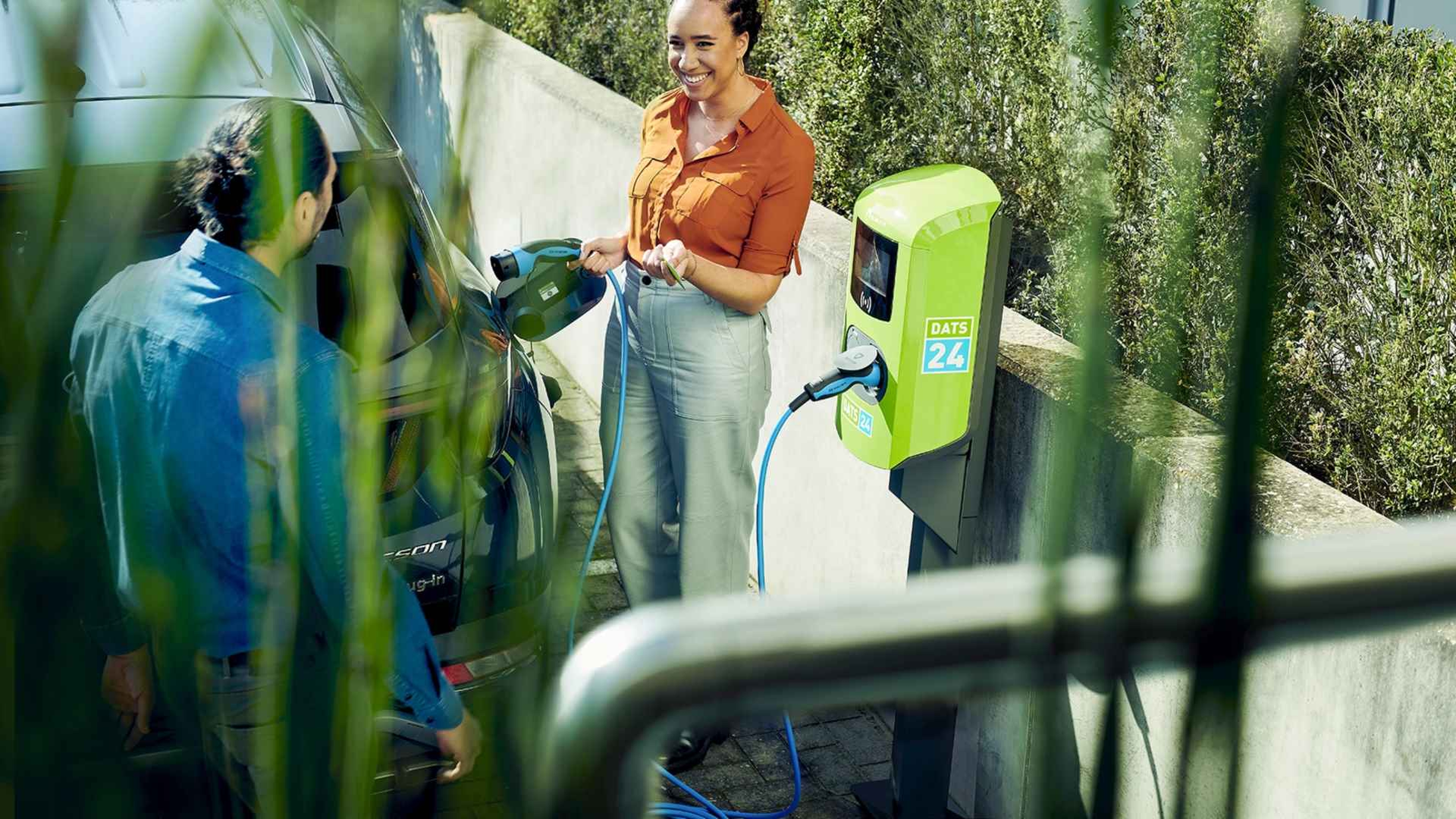 dats24-background_image